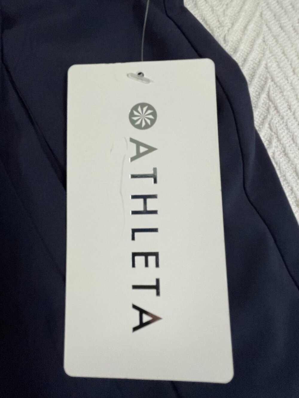 Athleta Venture Pant Navy 8 Petite NWT Lightweight Travel 7 Pocket UPF - Picture 2 of 9